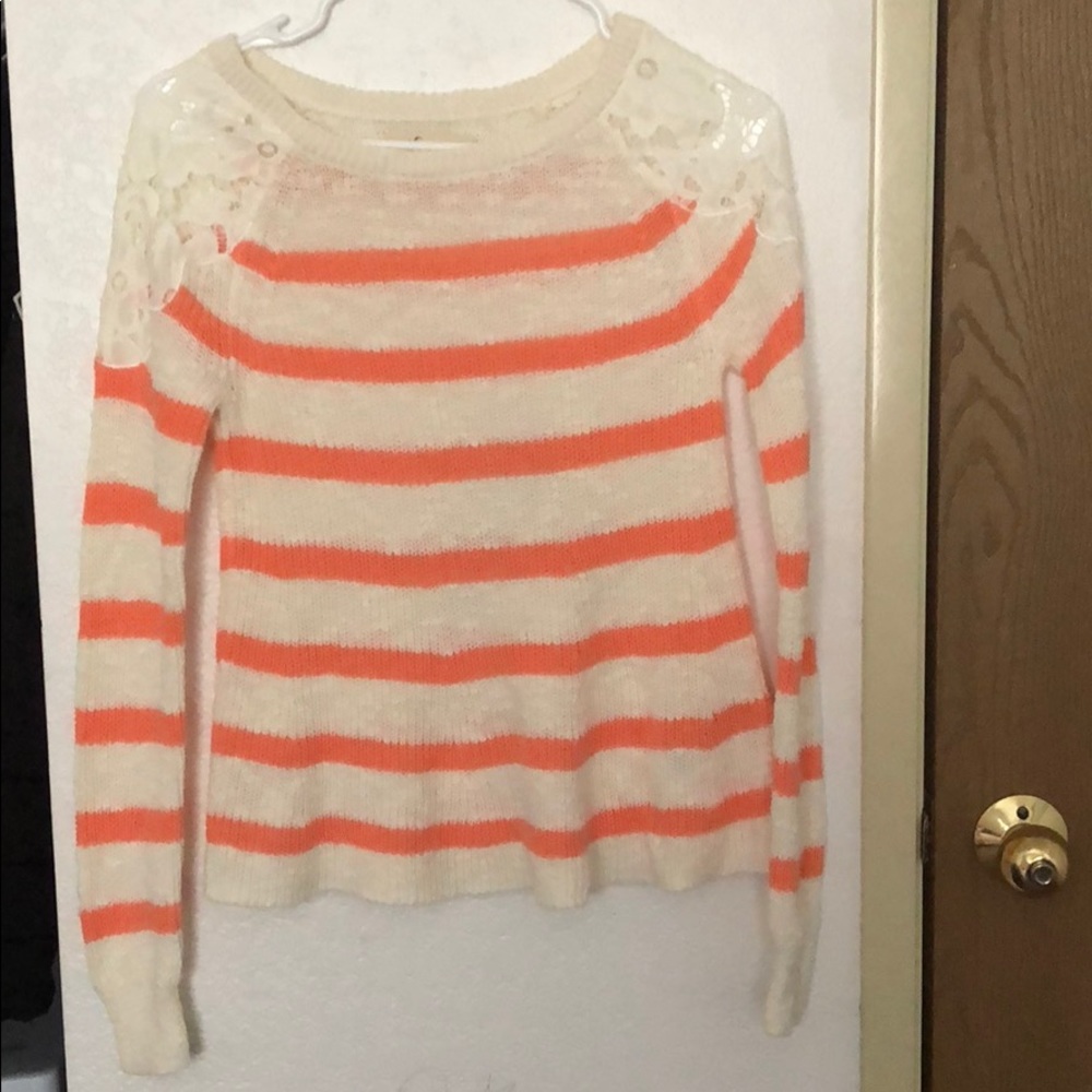 Hollister Sweater XS